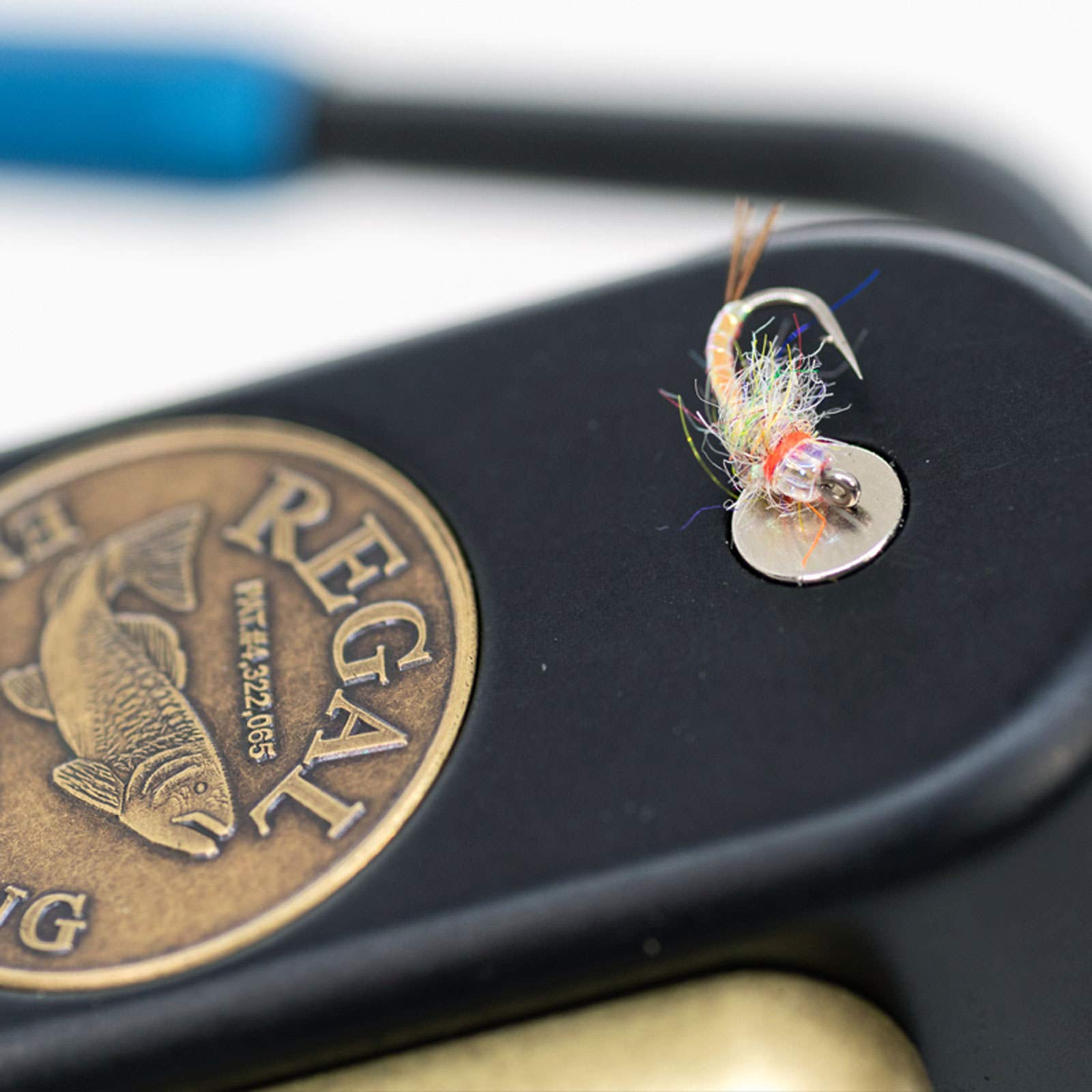 Regal Vise wrap-method traditional provides familiar technique for seasoned tyers.