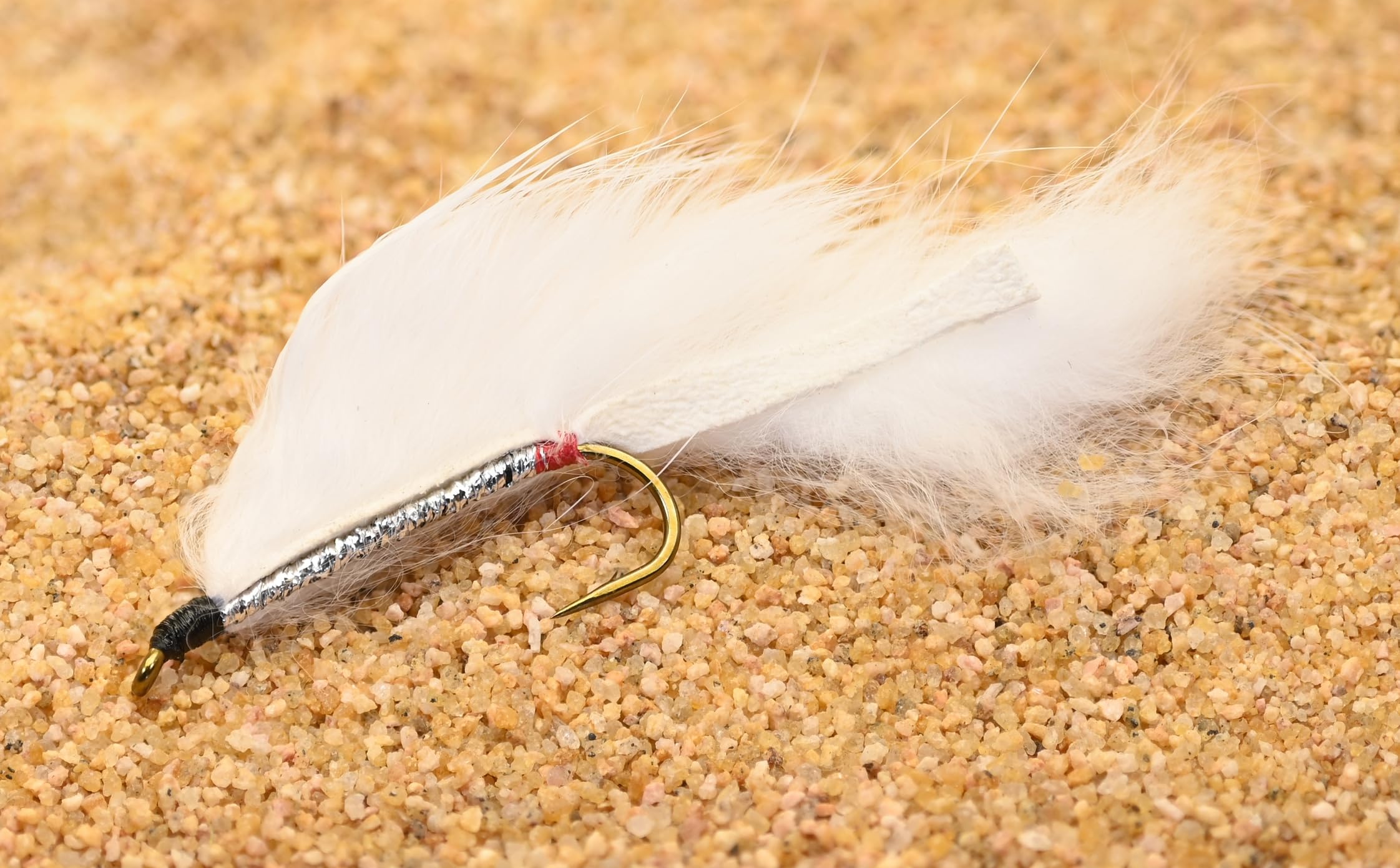 Region Fishing 6ct White Zonker Streamer closeup, premium materials, lifelike movement