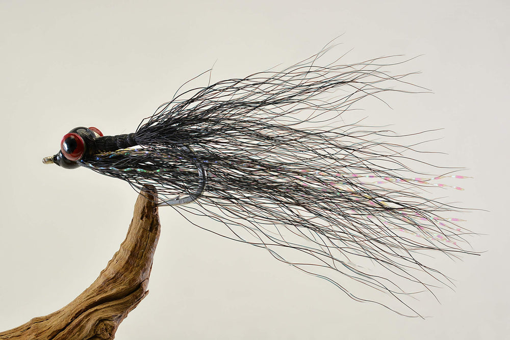 Region Fishing Clouser Minnow Black with Mustad Duratin hooks for versatile saltwater and freshwater use