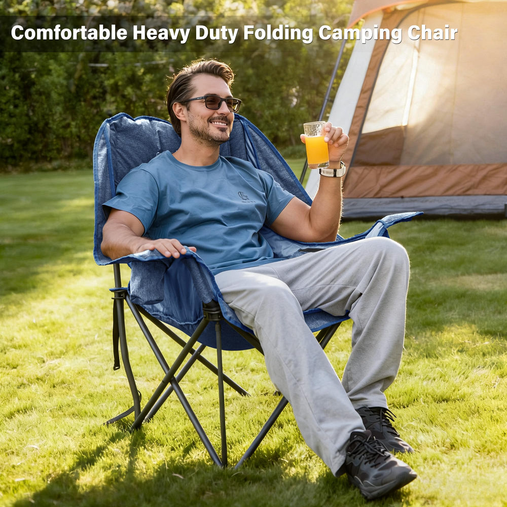 RELAX FIELD padded seating emphasizes soft, high-density comfort.