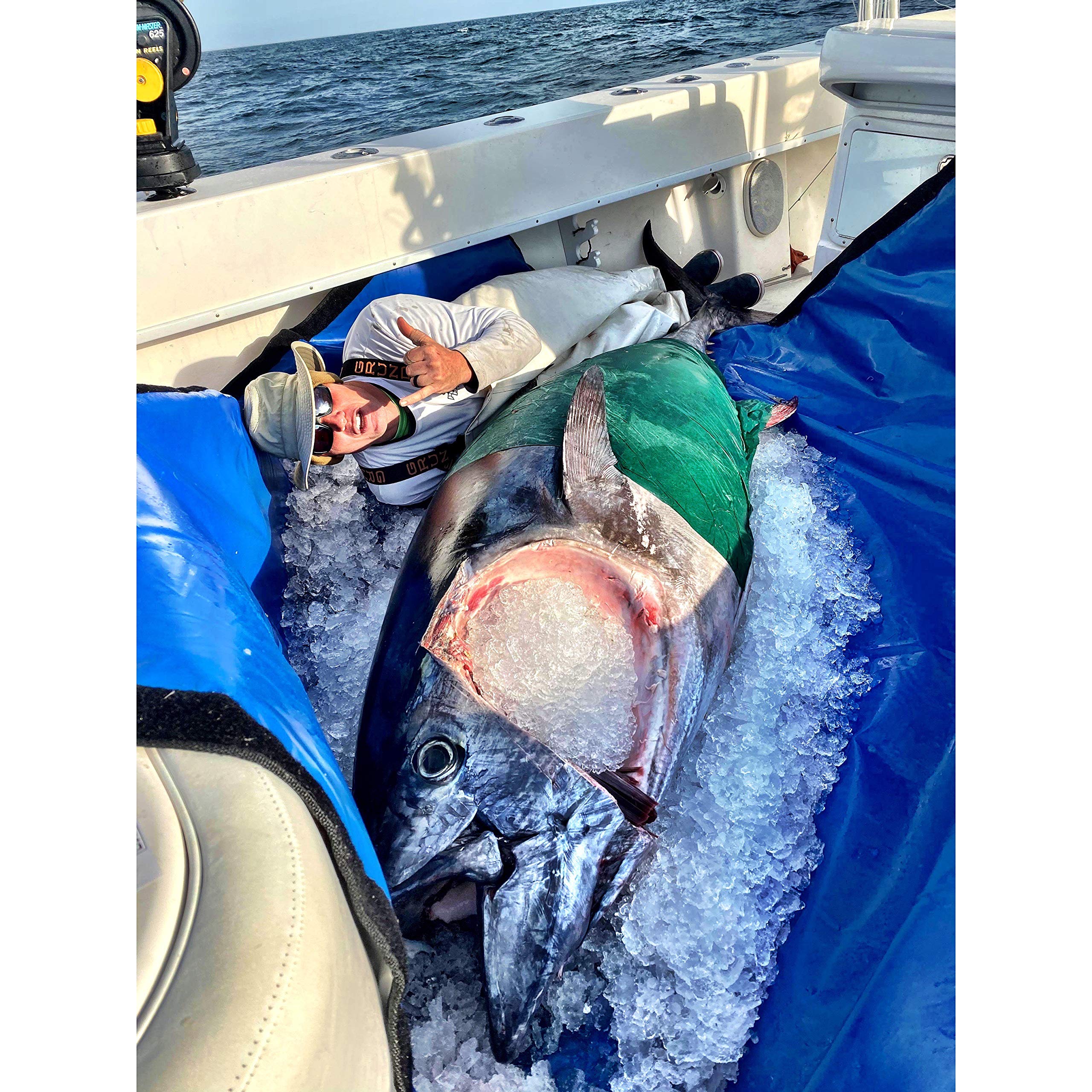 Reliable Fishing Products Kill Bag 20x60 washable interior and exterior for simple cleaning.