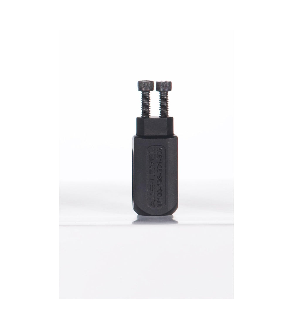 Reptilia Bubble Level Offset Mount anti-cant device aids precise aiming on uneven terrain.