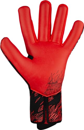 Reusch Venomous Gold X backhand blends latex and neoprene for cushioned, flexible fit.