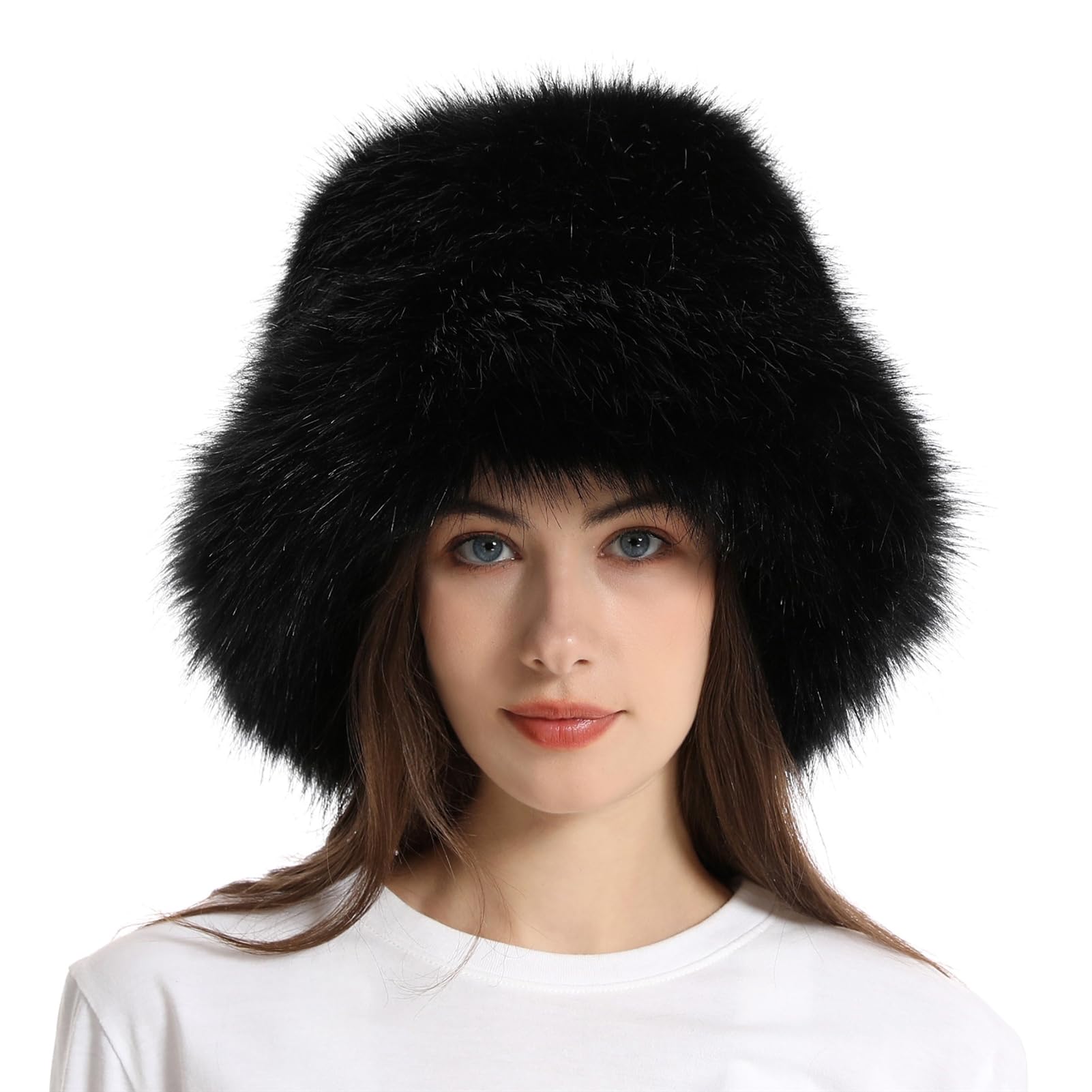 Reyox faux fur fisherman's cap showing cozy lining and adjustable fit for outdoors