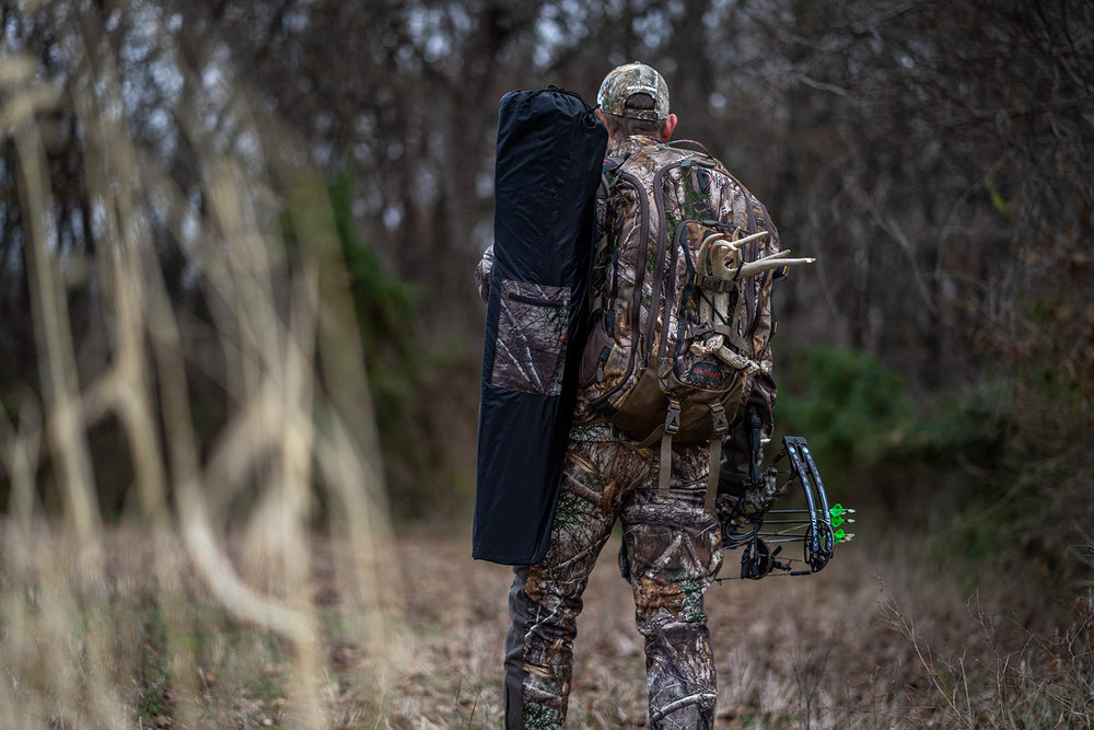 Easy-carry bag aids transport to remote hunting locations.