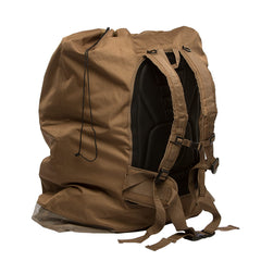 Rig'Em Right Recon decoy bag with backpack system supports comfortable hands-free carrying on long hunts.