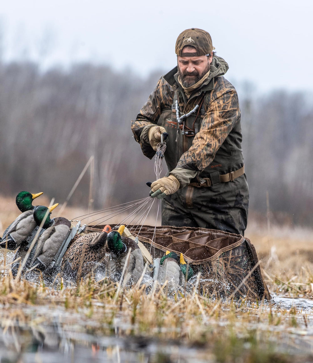 Rig Em Right bag with padded shoulder strap offers comfortable carry.