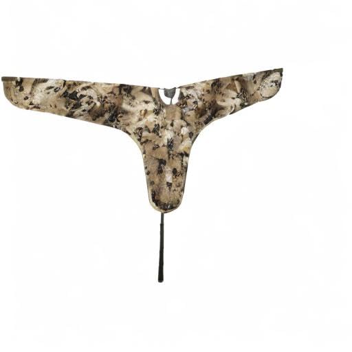 Rig Em Right Hypnotizer flag in action boosts field presence for marsh hunts.