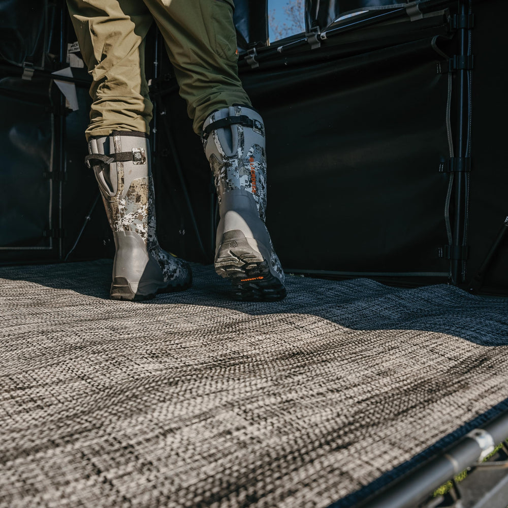 Rivers Edge Landmark 600 floor mat reduces noise for stealthy hunting