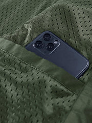 ROAMUNCH's water-resistant shell protects light rain while maintaining breathability.