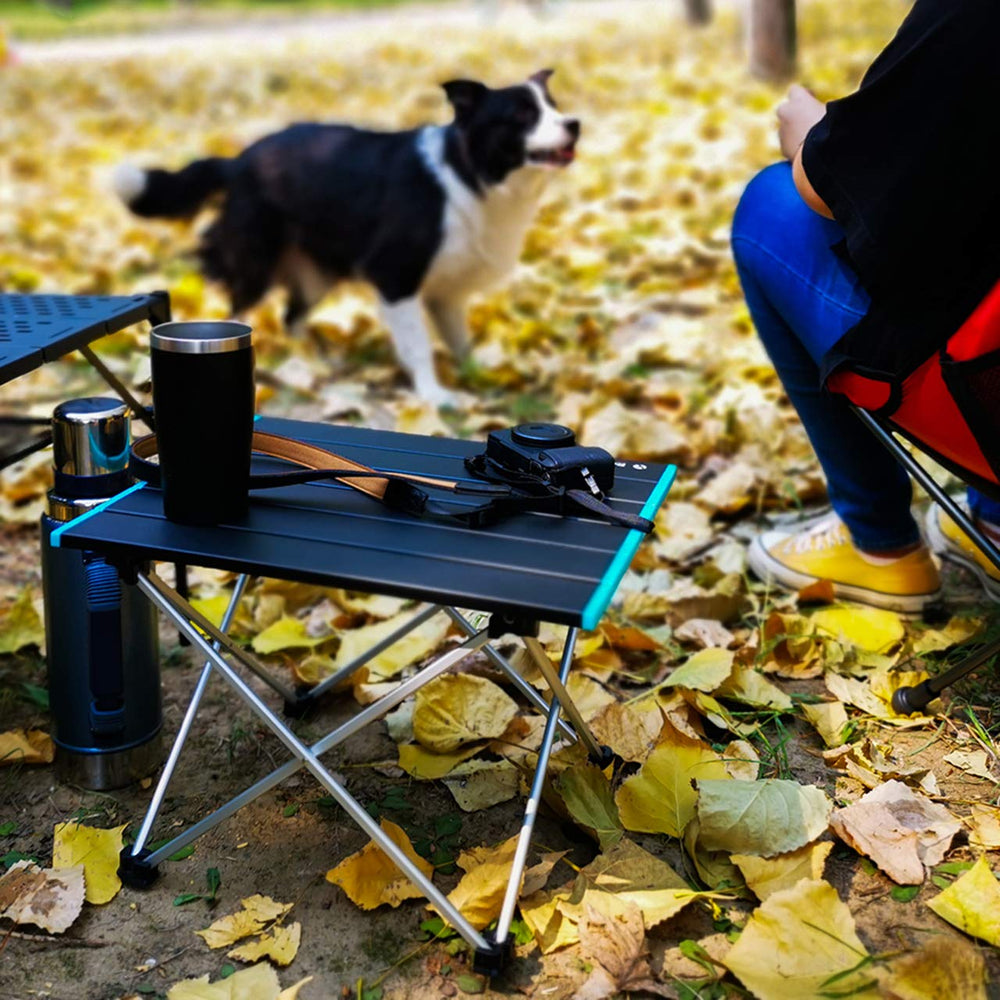 ROCK CLOUD aerospace-grade aluminum frame provides waterproof, rust-resistant table surface.