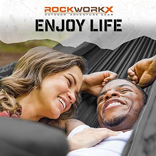 ROCKWORKX strap system enables easy setup with 12 attachment points