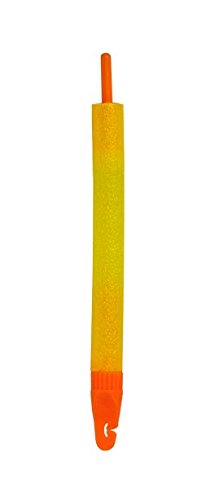 Easy-to-see yellow float supports quick setup on the ice.