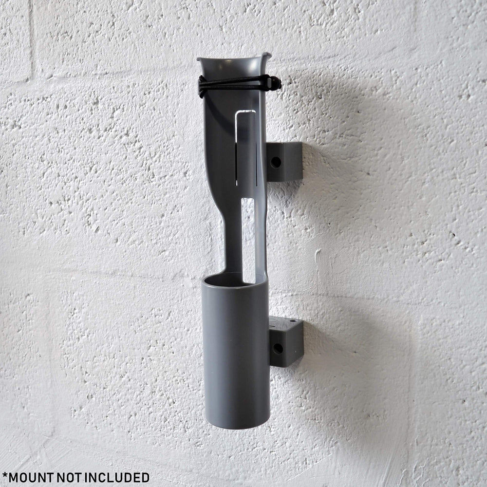 Open rear slot design capable of accommodating rods with trigger grips