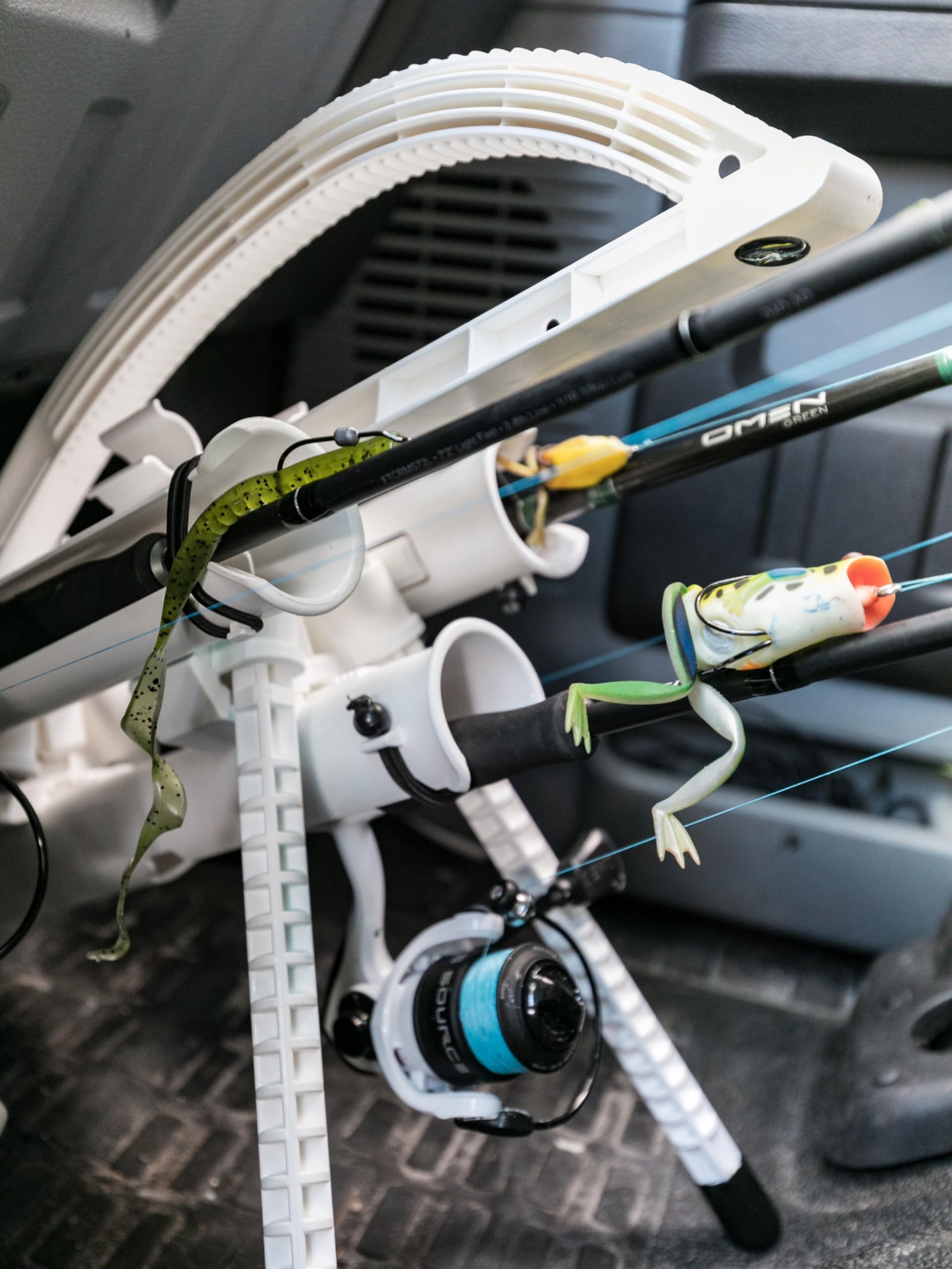 Carrier compatible with spinning, baitcasting, fly, and surf rods