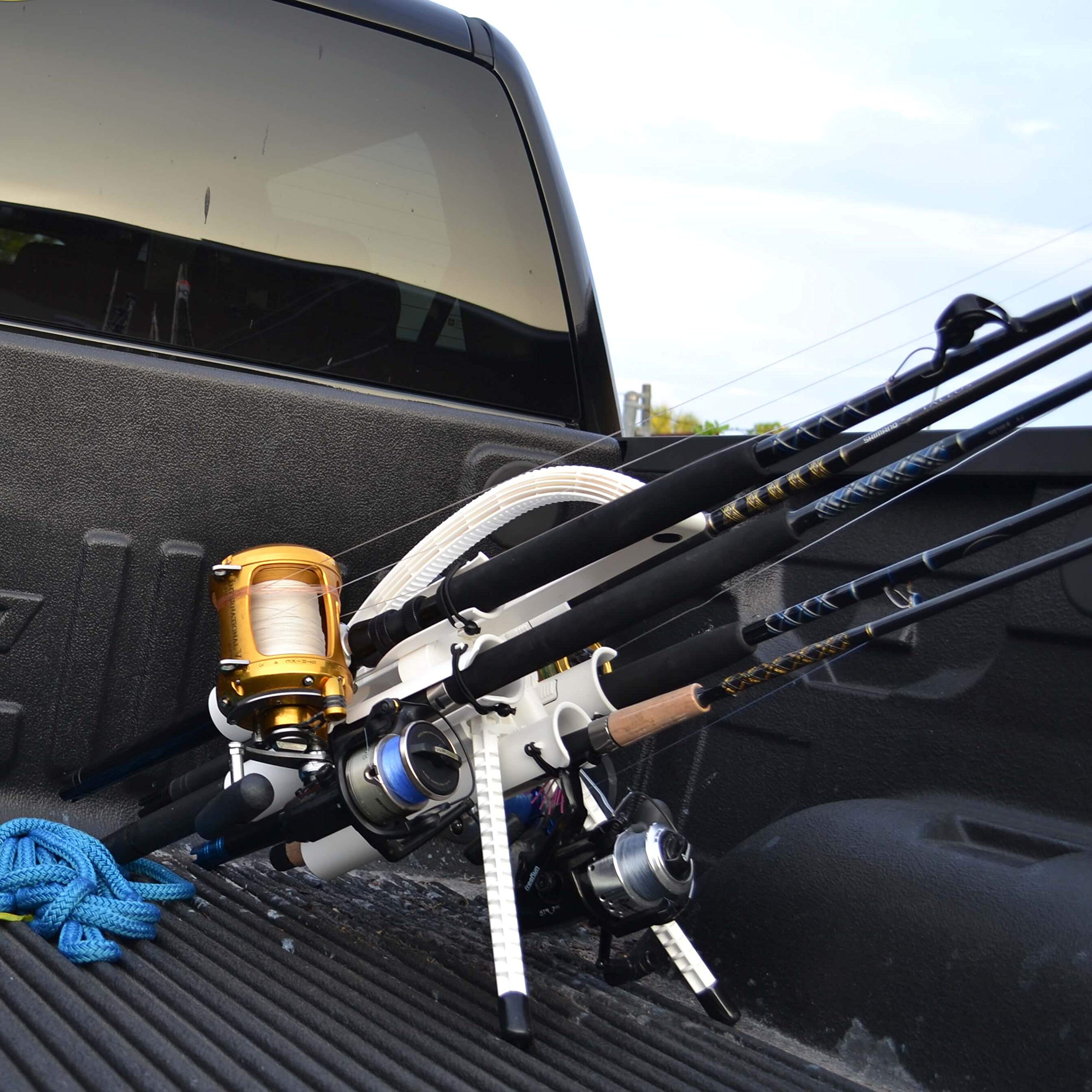 Rod-Runner Pro 5 boat mount demonstrates secure transport on water.