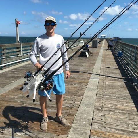Rod-Runner Pro 5 reel-compatible design fits diverse tackle setups securely.
