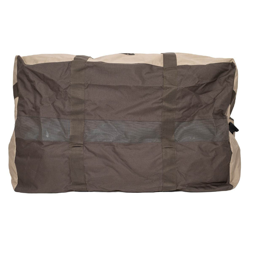 Rogers Toughman 6-slot goose decoy bag mesh drain slot drains water effectively.
