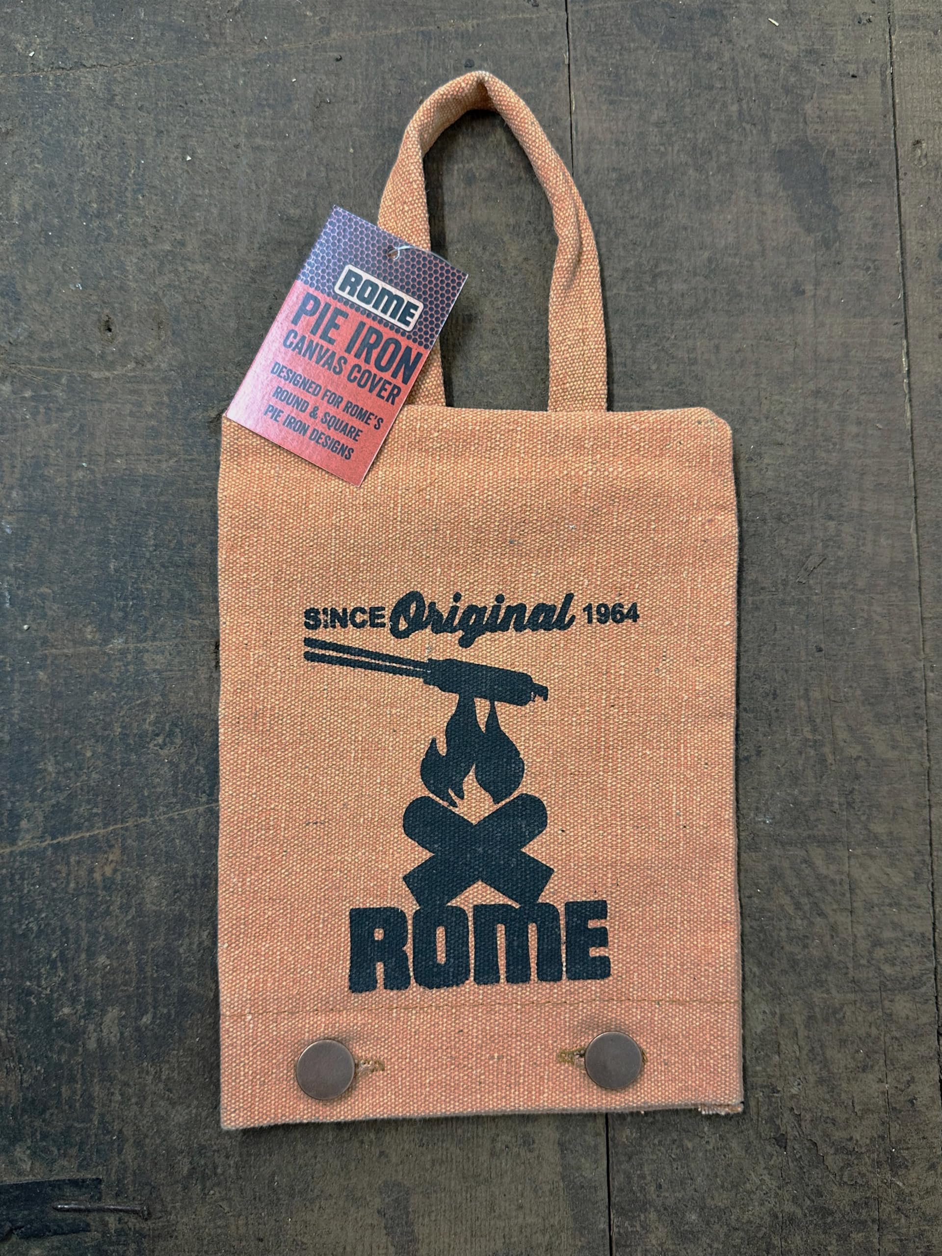 ROME pie iron head protection bag shown in close view