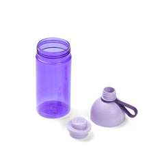 Room Copenhagen LEGO hydration bottle lid close-up highlights screw-off top for easy filling.