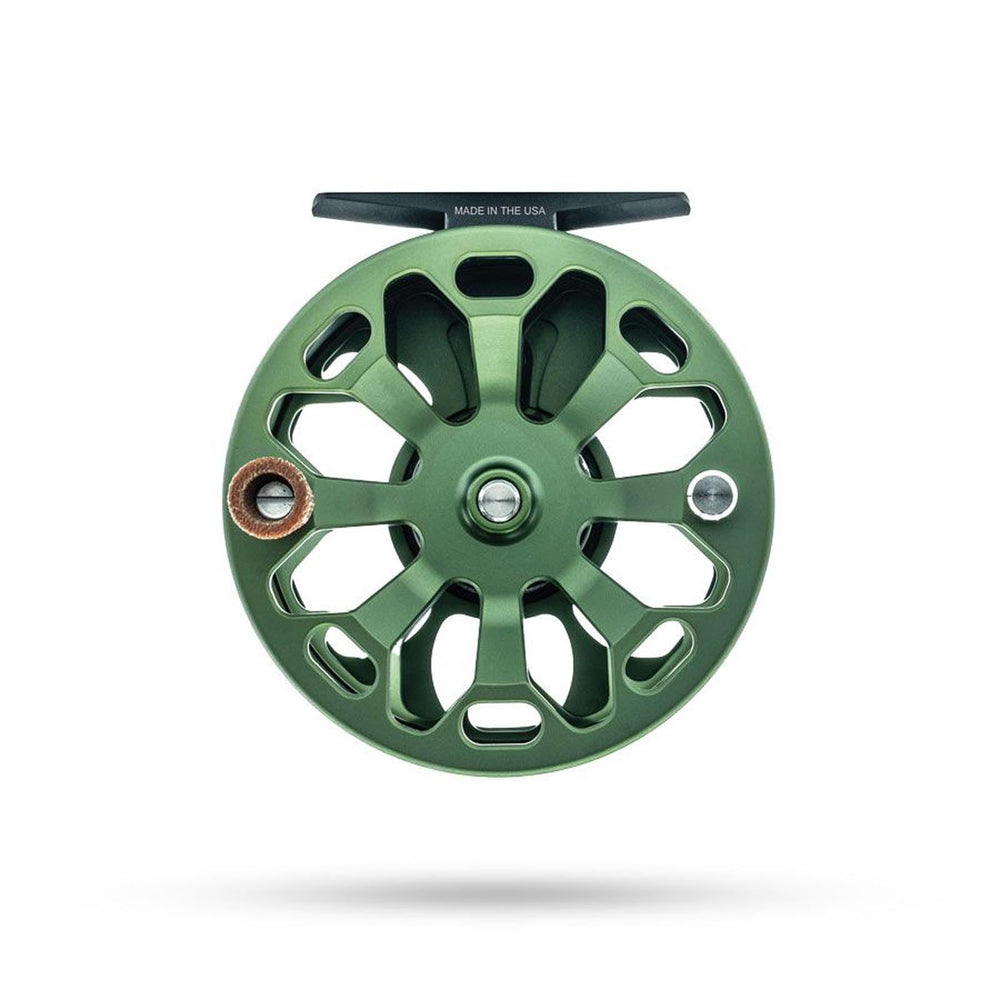 Closeup of Ross Cimarron Fly Reel Matte Olive 4/5WT Made in USA drag knob and frame