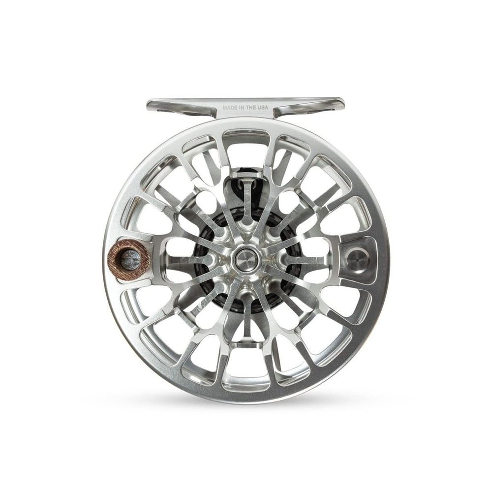 Ross Reels Animas ultra-large arbor enables faster retrieves and reduced line memory.