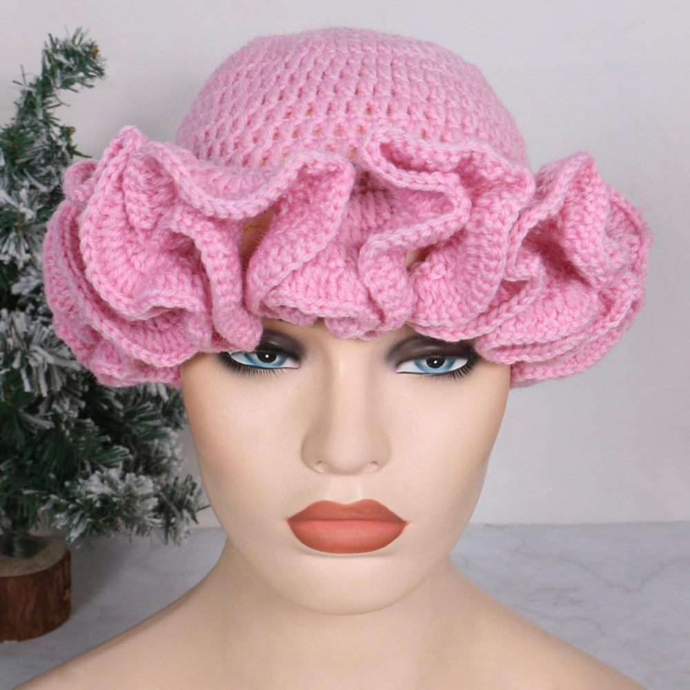 ROYALEAD gift-ready knit hat for Christmas or birthdays