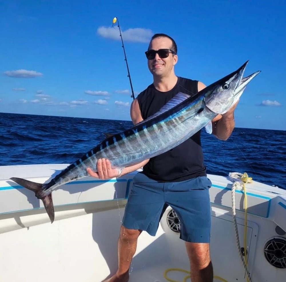 Leaders available with Circle, J, and Treble hook options for toothfish and billfish