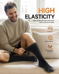 RUIXUE Merino Wool Hiking Crew Socks elasticity demonstrates secure stay-put fit for all-day wear