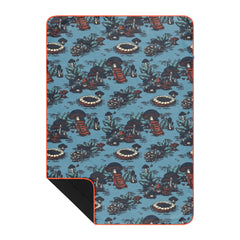 Rumpl Everywhere Mat top microsuede offers soft comfort and stain resistance for outdoor picnics.