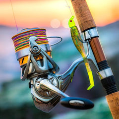 RUNCL braided line zero-stretch close-up shows low memory and instant sensitivity.