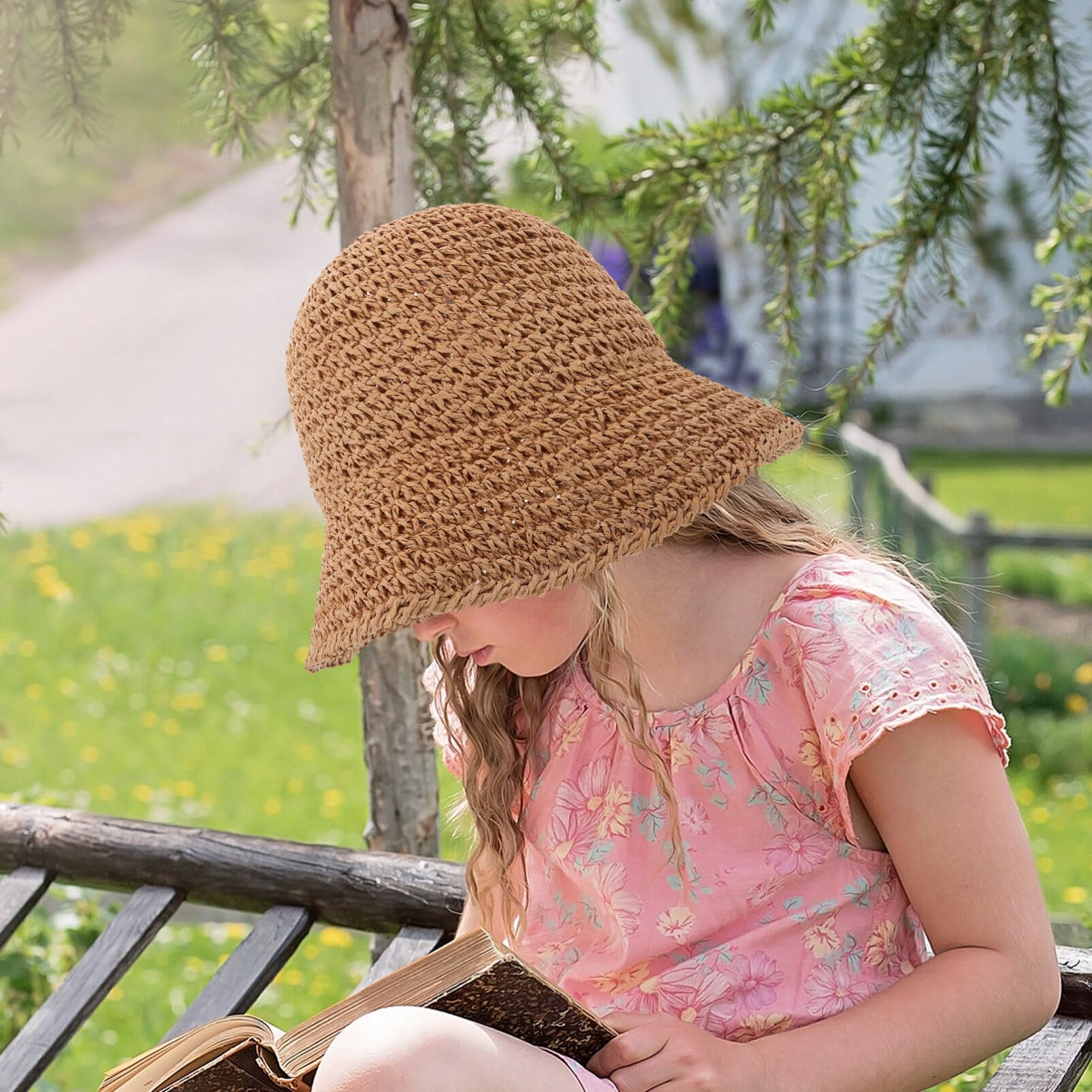 SAFIGLE beach-ready hat worn on sandy shore