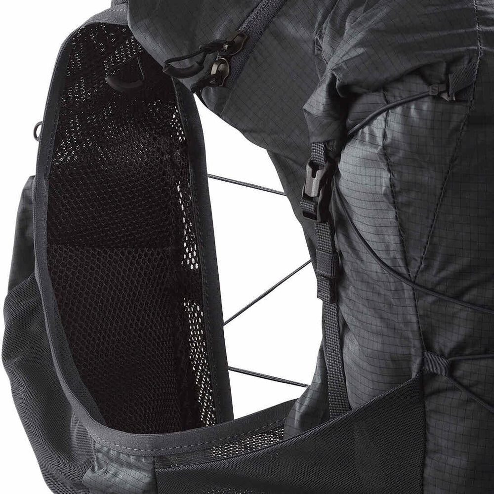 Salomon ADV Skin X Season 15 Set Backpack shoulder straps, breathable and comfortable during workouts