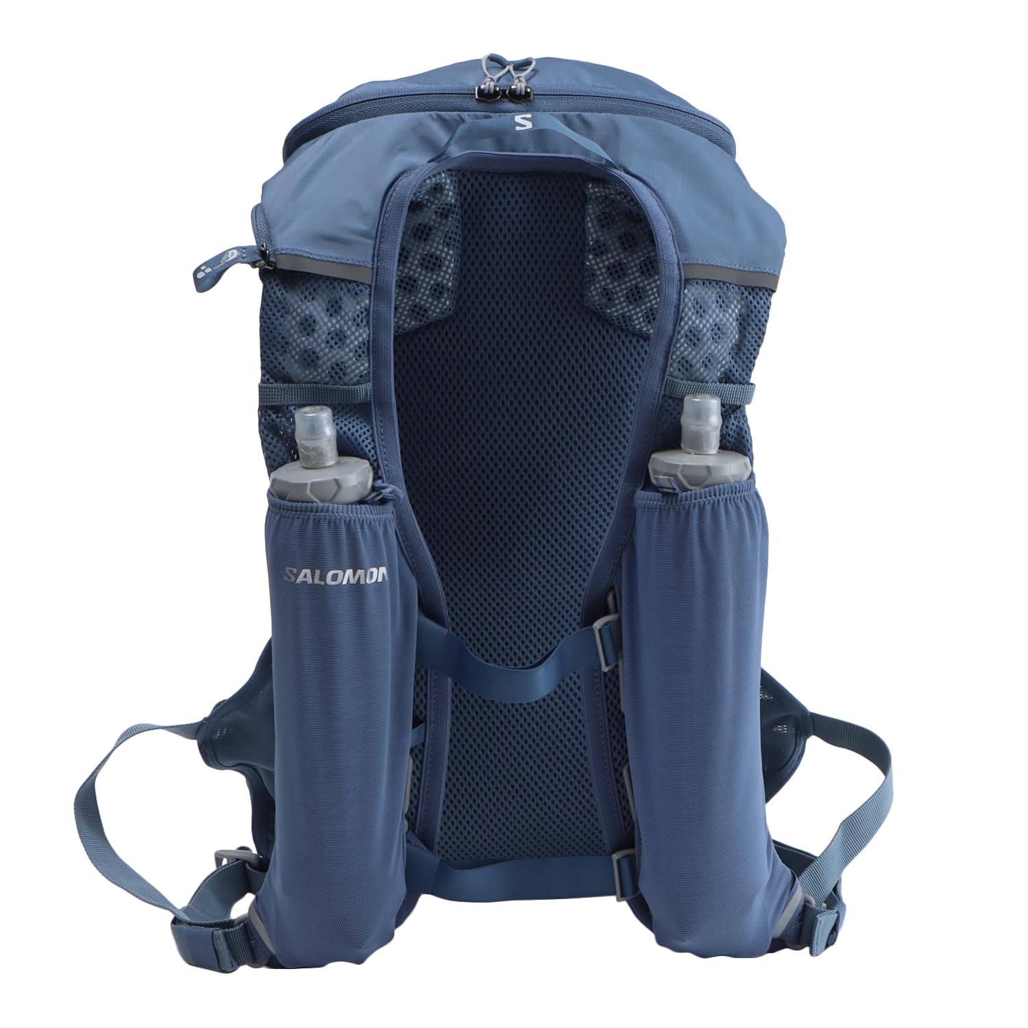 Salomon AGILE 12 open 3D mesh harness keeps you cool and flexible