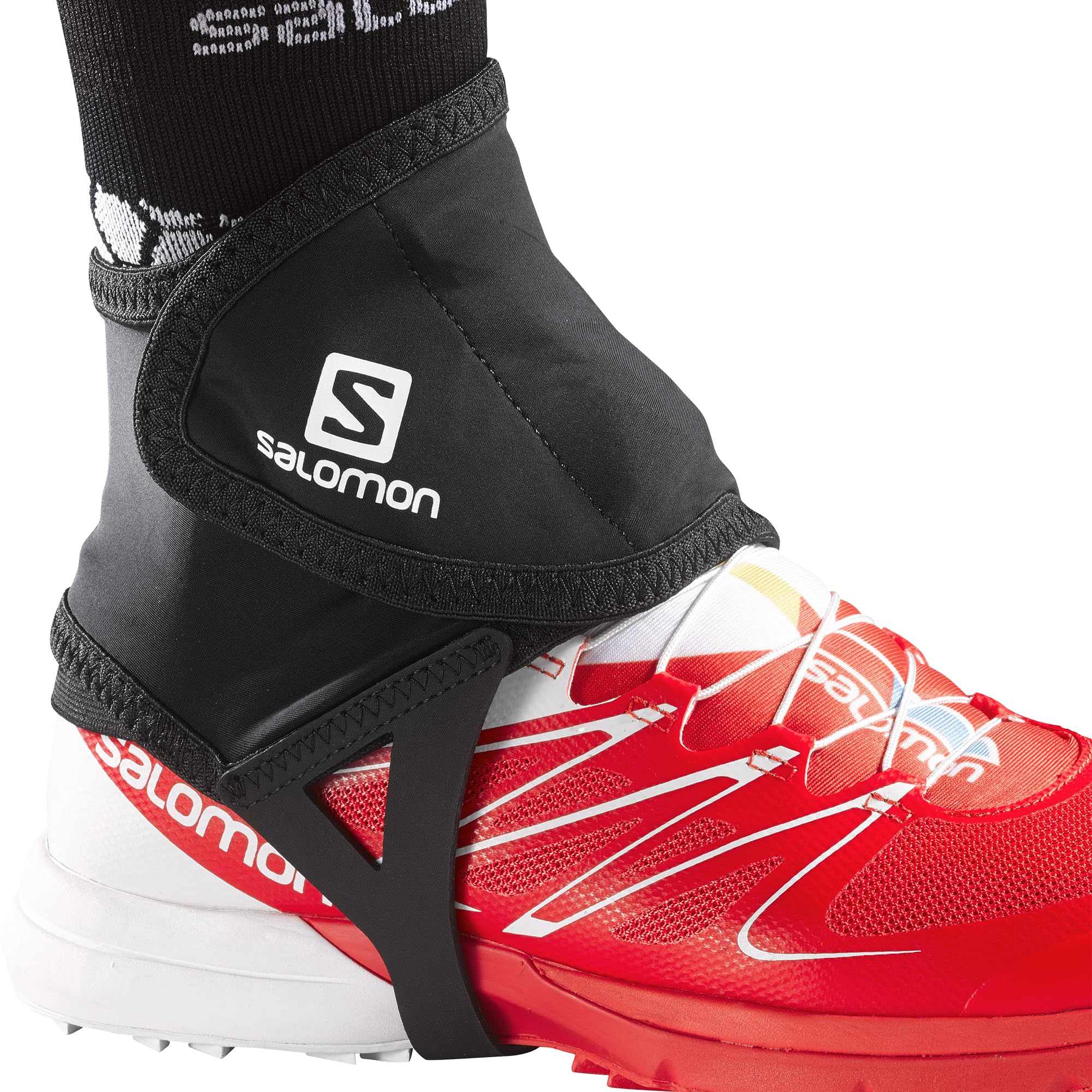 Salomon Trail Gaiters Low close-up of Velcro closure for secure fit.