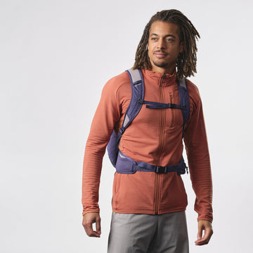 Salomon Trailblazer 20L smart compartments help organize essentials efficiently