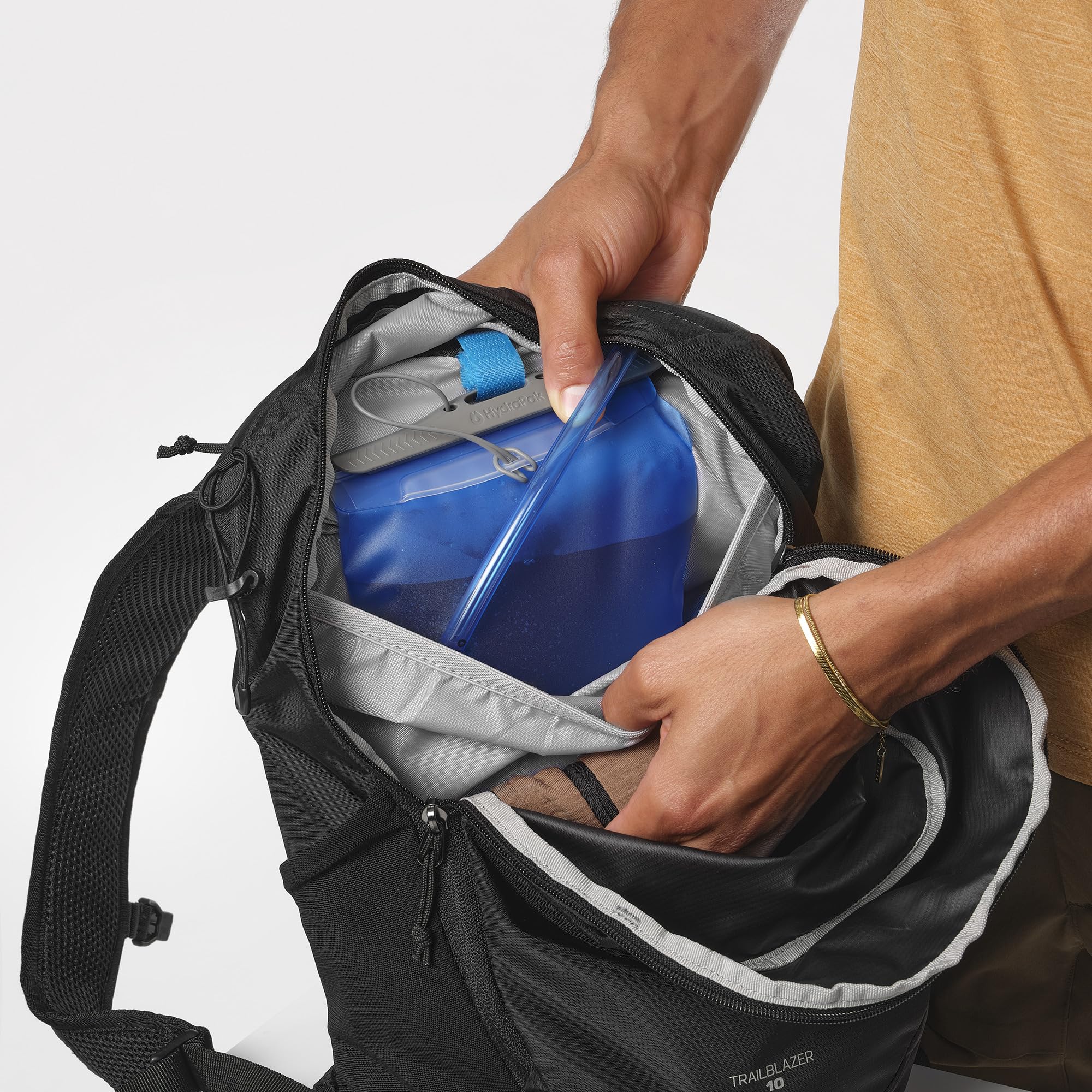 Salomon Trailblazer 30 weighs 19.4 oz for light trekking.
