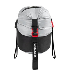 Sanmum 70D compression sack 7L in use during a hiking trip.