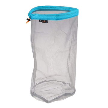 Sanmum bags attach easily to backpacks or suitcases during travel