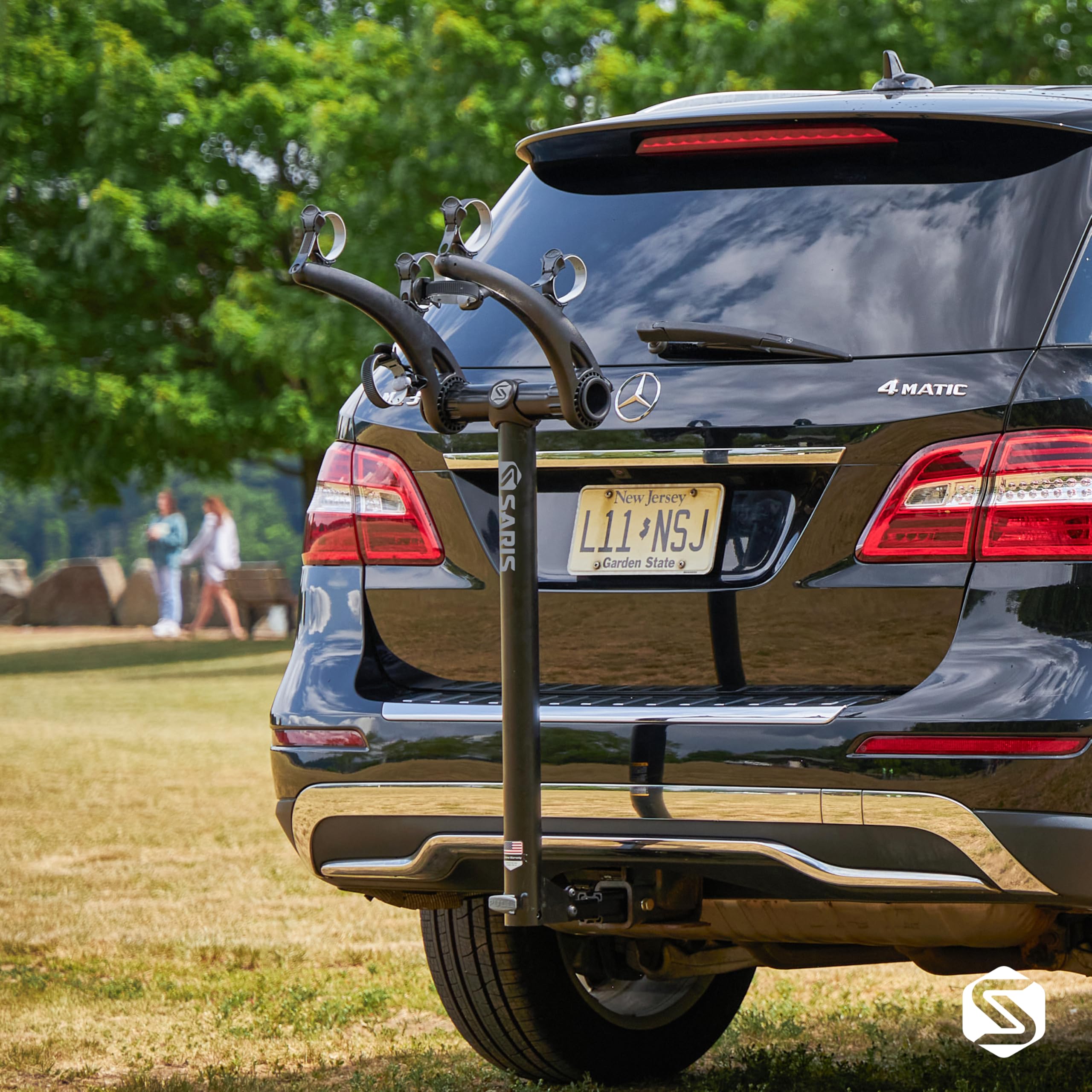 Saris Bones 2-Bike Hitch Rack rust-resistant steel for outdoor use.