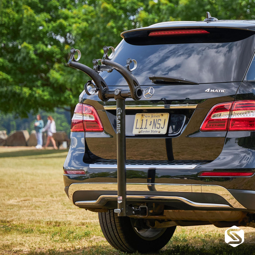 Saris Bones 2-Bike Hitch Rack rust-resistant steel for outdoor use.