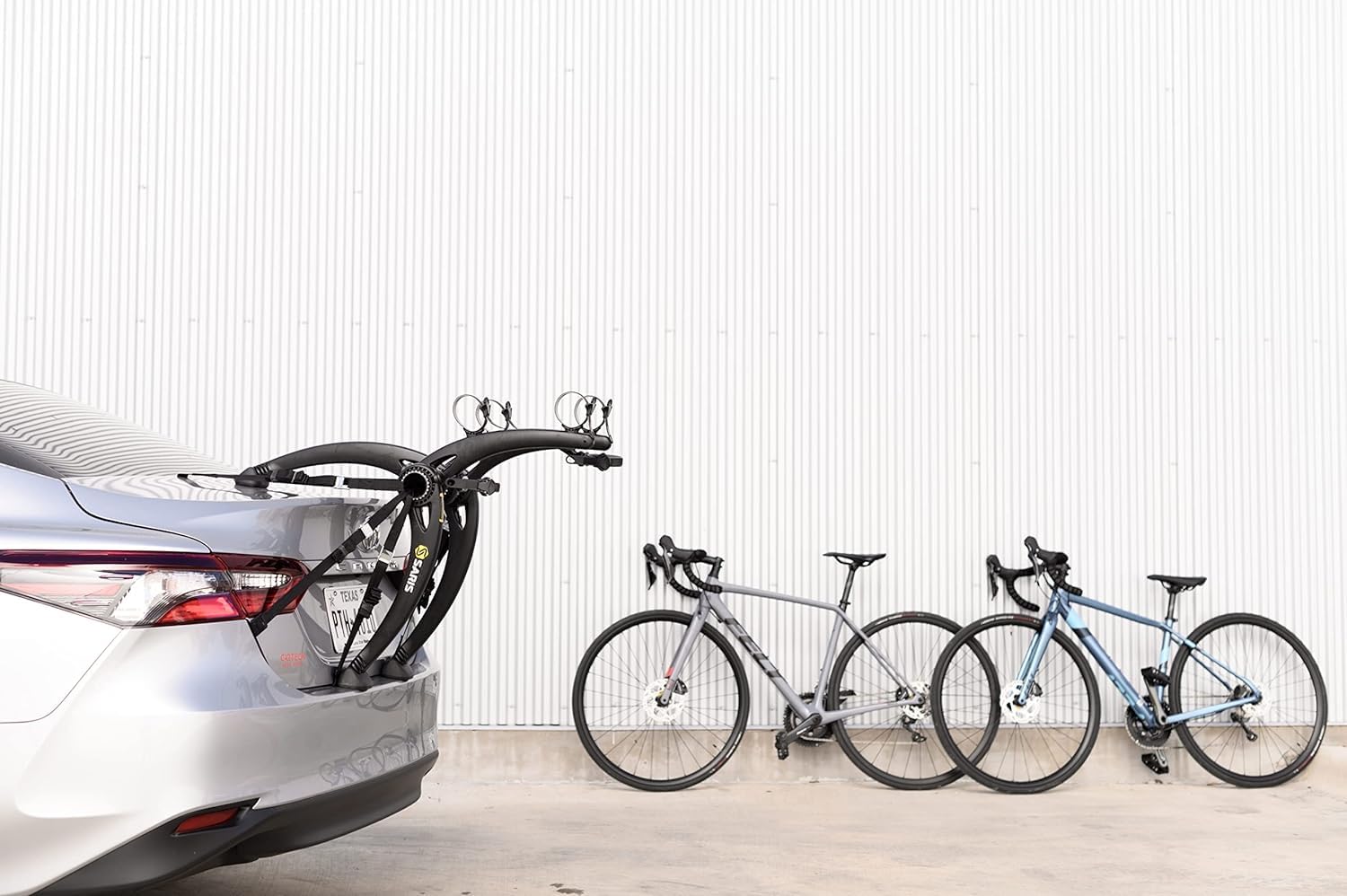 Saris Bones trunk rack supports two bikes with lightweight, rust-free construction.