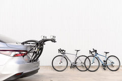 Saris Bones trunk rack supports two bikes with lightweight, rust-free construction.