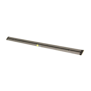 Saris Traps Single Track rail close-up showing durable powder-coated aluminum