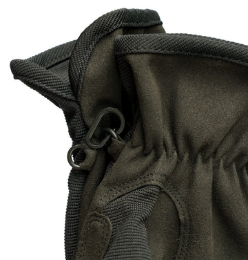 Great for airsoft and tactical use, combining grip and stealth black design.