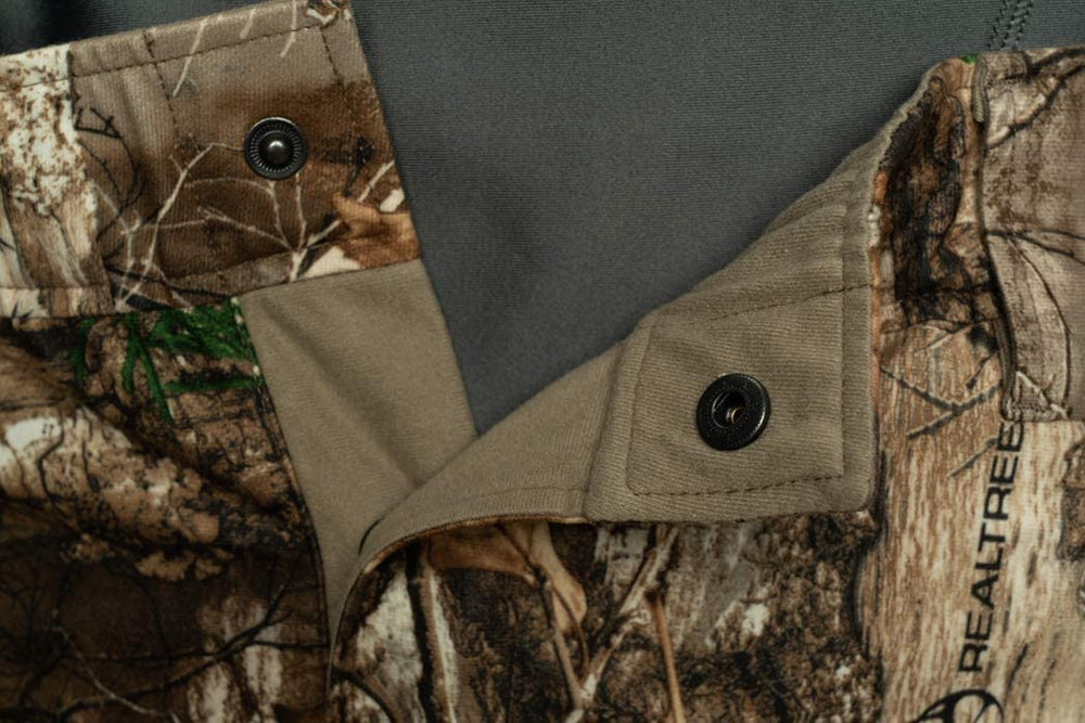 SCENTBLOCKER Drencher pants have adjustable ankle cuffs to seal out rain.