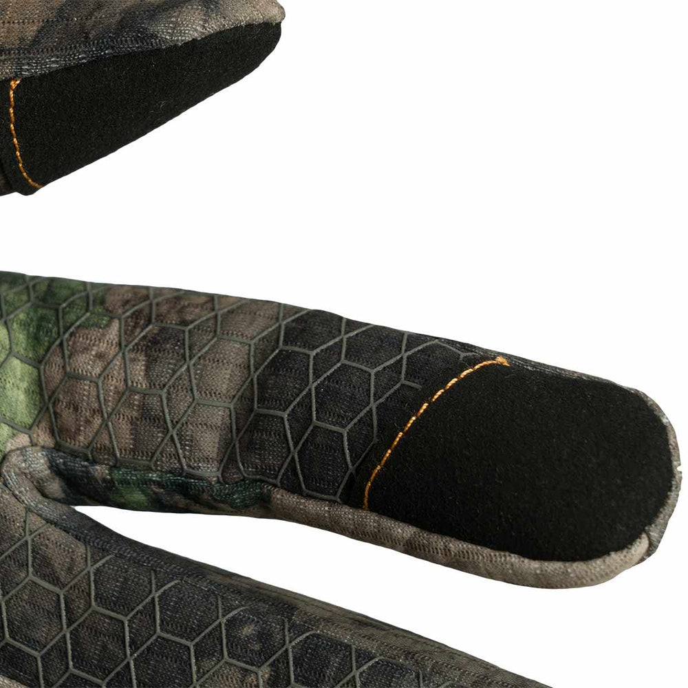 ScentLok BE:1 Trek Glove Terra Outland XL on hand for comfortable field grip.