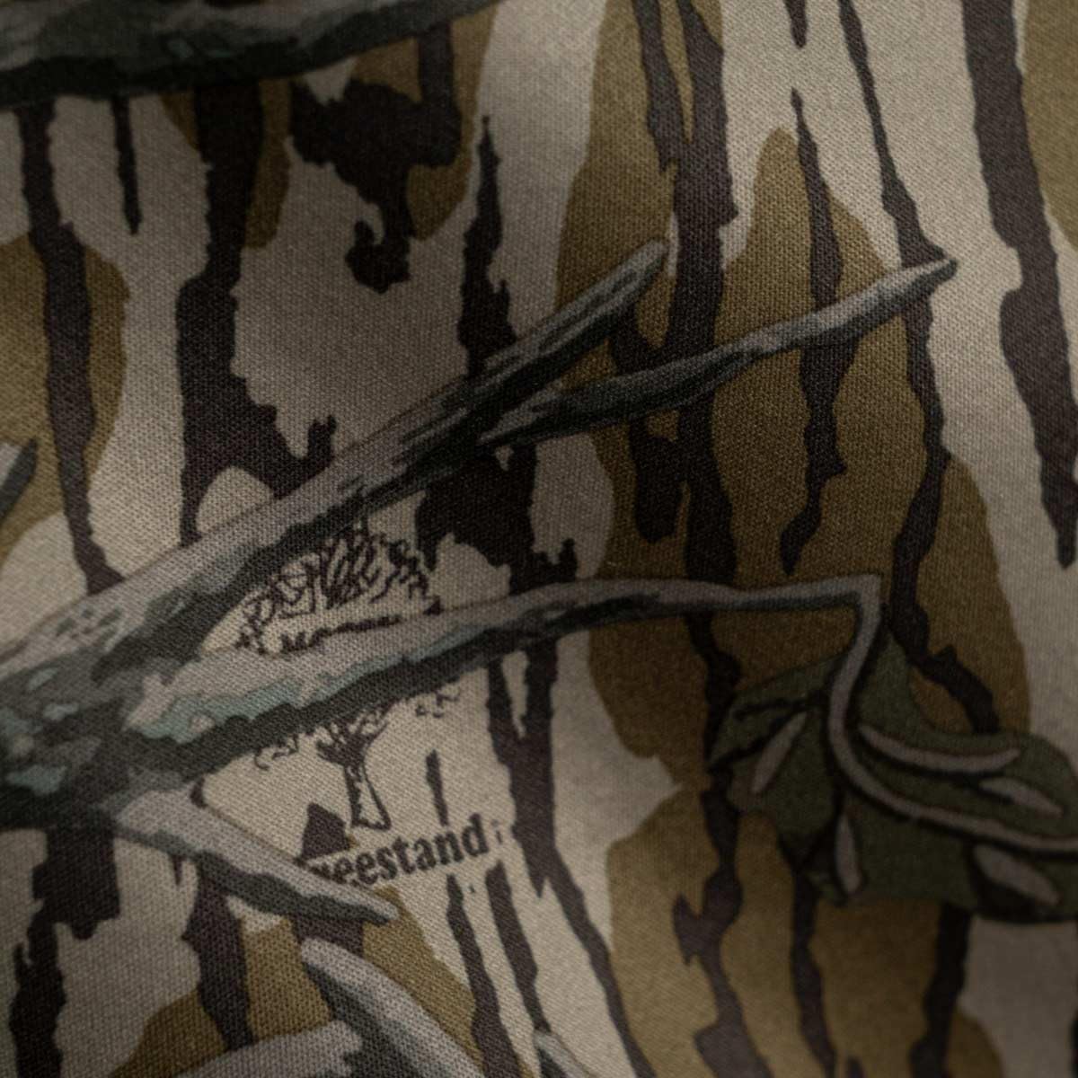 ScentLok Ridge zippered cuffs with gussets keep movements quiet.