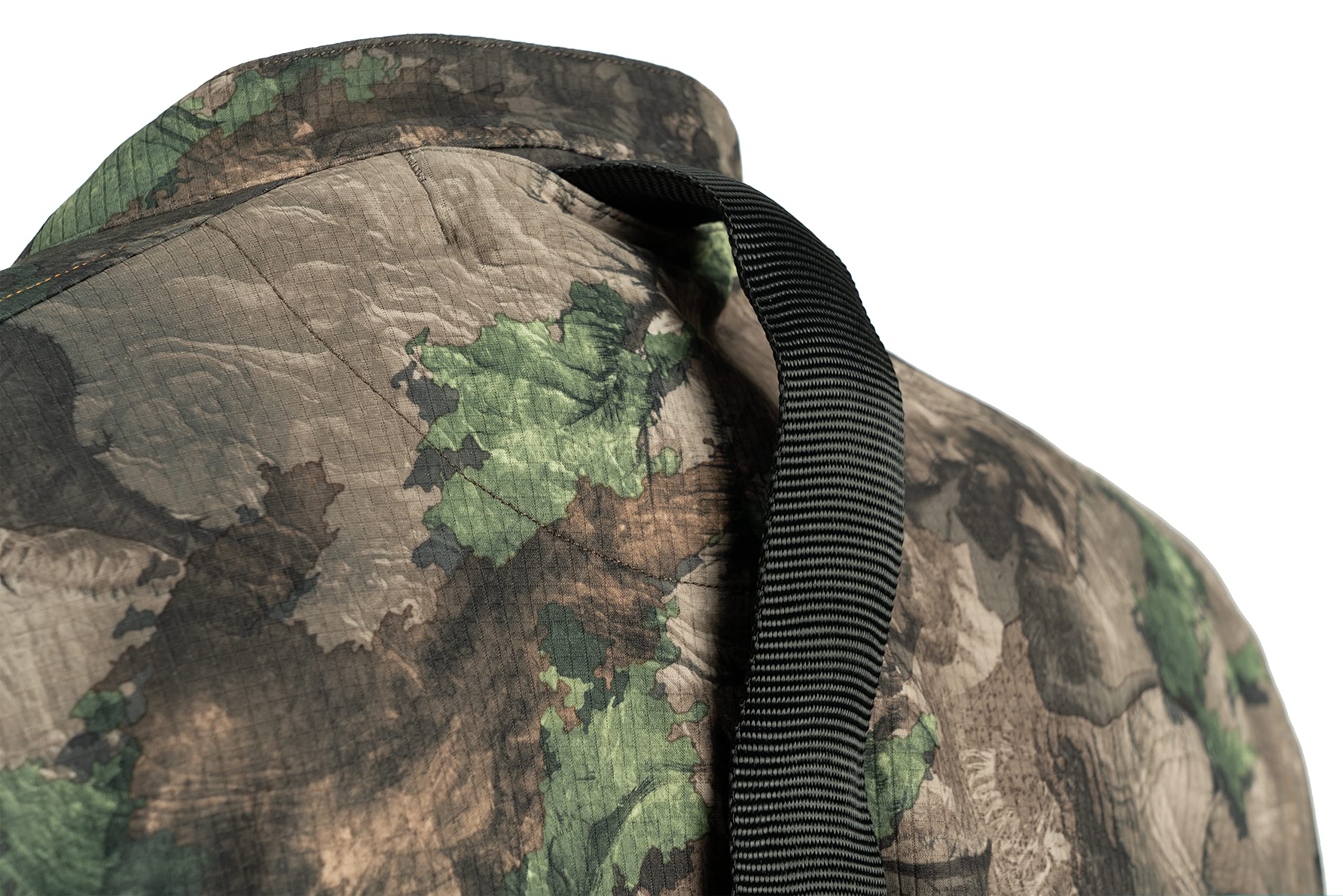 ScentLok Savanna Aero Crosshair Jacket zipper closeup showing durable, quick-access front opening