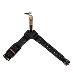 SCOTT RELEASES Solus adjustable wrist strap fits all sizes for secure grip.